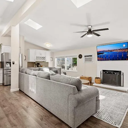 15 Min To Beach And Zoo - Hot Tub - Cozy Fire Villa Pit